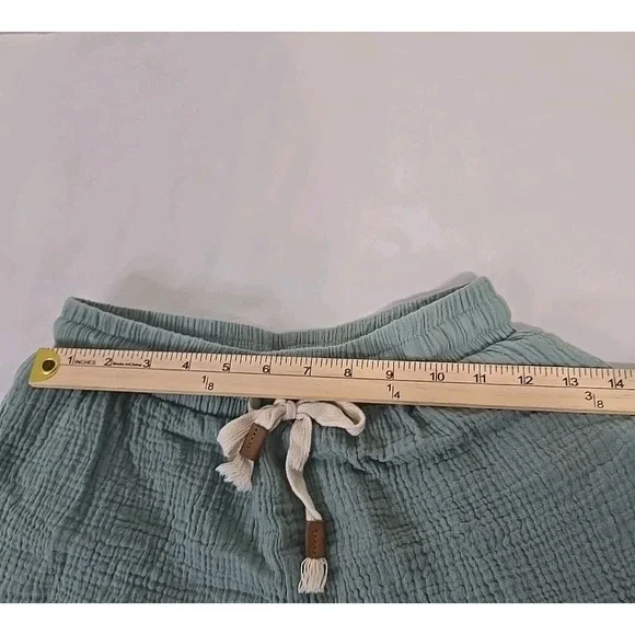 Paradise Women's Large Sage Green Shorts Set - Picture 8 of 14